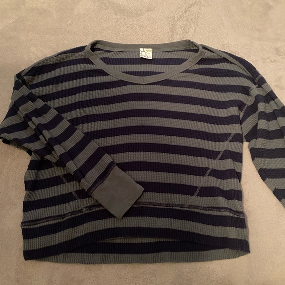 Offline by aerie stripped long sleeve sweater - Picture 2 of 4
